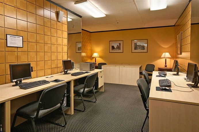 Imagen de los interiores del Hotel Whitcomb. Foto 7