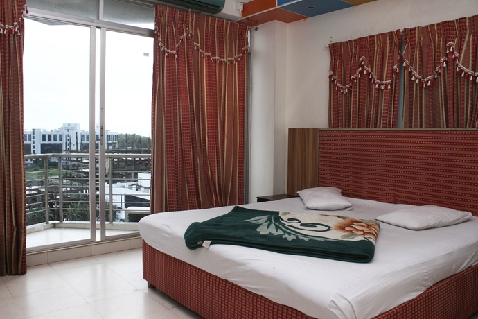 Imagen general del Hotel White Beach. Foto 1