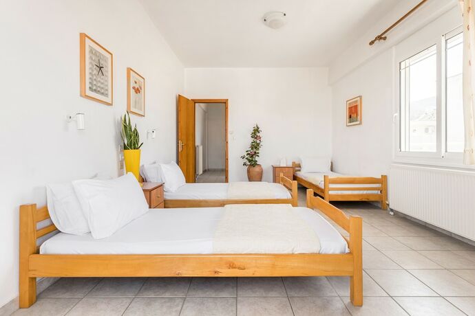 Imagen general del Hotel White Bluebell. Foto 2