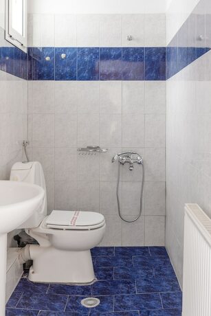 Imagen general del Hotel White Bluebell. Foto 6