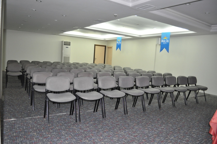 Imagen de los interiores del Hotel White City Beach - Adults Only. Foto 10