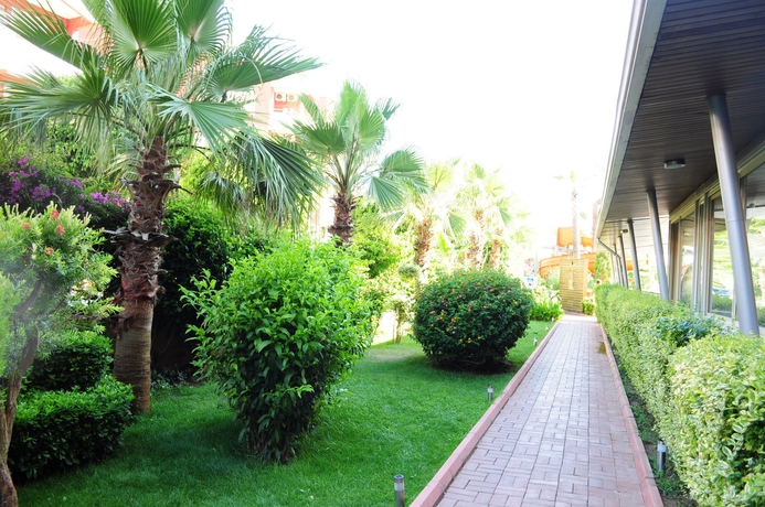 Imagen de los exteriores del Hotel White City Beach - Adults Only. Foto 9