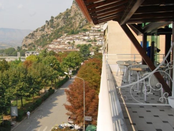 Imagen general del Hotel White City. Foto 2