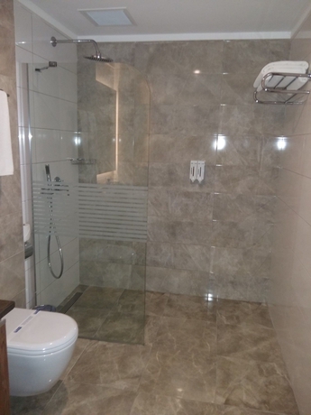Imagen de la habitación del Hotel White City Resort. Foto 2