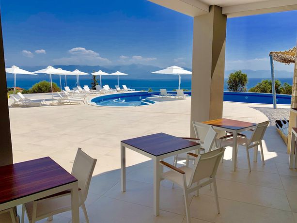 Imagen de la piscina del Hotel White Donkey. Foto 19