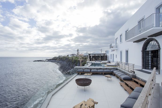 Imagen de los exteriores del Hotel White Exclusive Suite and Villas. Foto 5