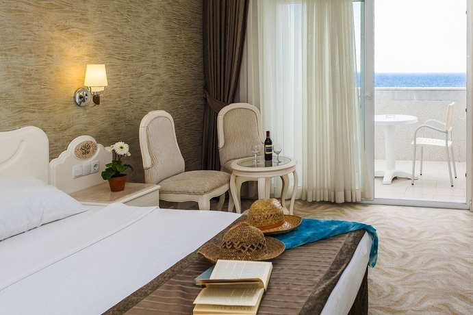Imagen de la habitación del Hotel White Gold and Spa. Foto 7