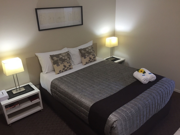 Imagen de la habitación del Hotel White Gums Motor Inn. Foto 7