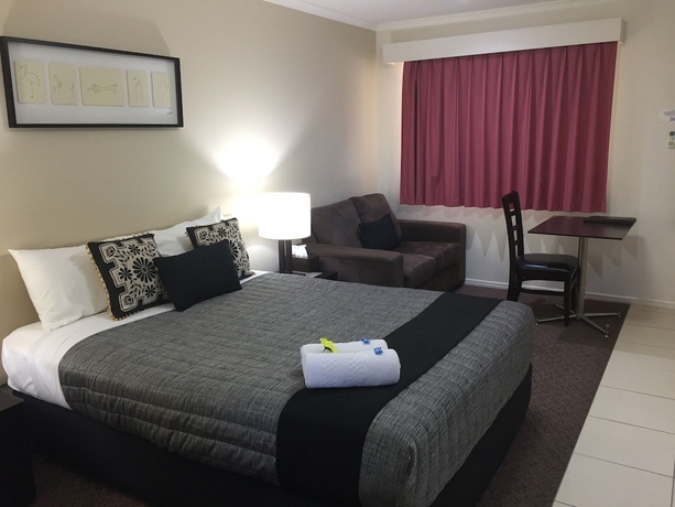 Imagen de la habitación del Hotel White Gums Motor Inn. Foto 11