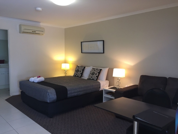 Imagen de la habitación del Hotel White Gums Motor Inn. Foto 15