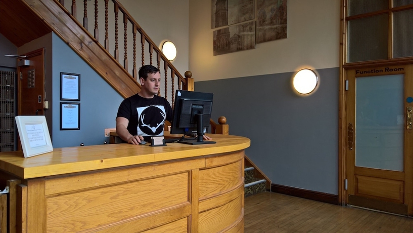 Imagen de los interiores del Hotel White Hart, Newmarket by Marston\'s Inns. Foto 19