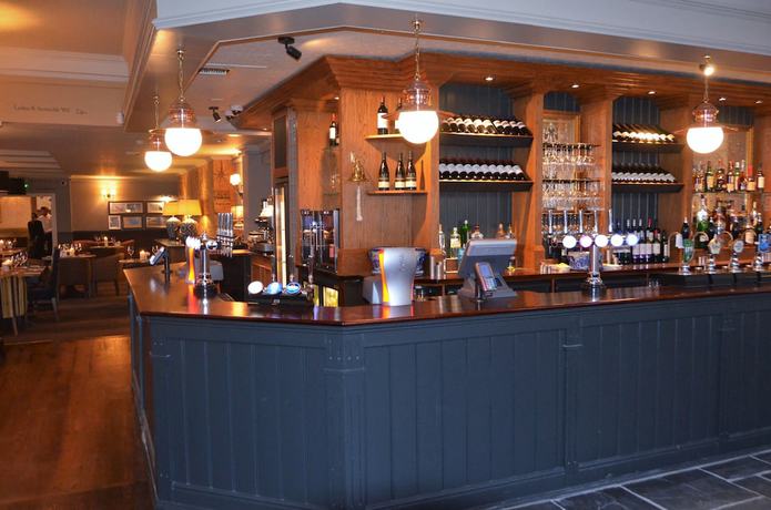 Imagen del bar/restaurante del Hotel White Horses by Everlys Collection. Foto 5