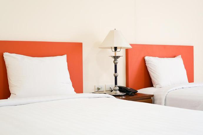 Imagen de la habitación del Hotel White House Bizotel. Foto 8