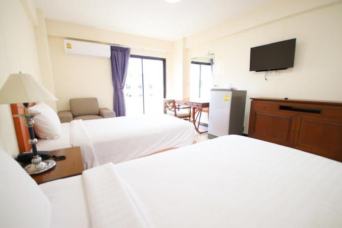 Imagen de la habitación del Hotel White House Bizotel. Foto 11