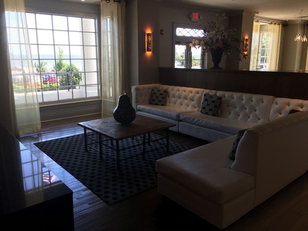 Imagen de los interiores del Hotel White House, Edgewater Park. Foto 16