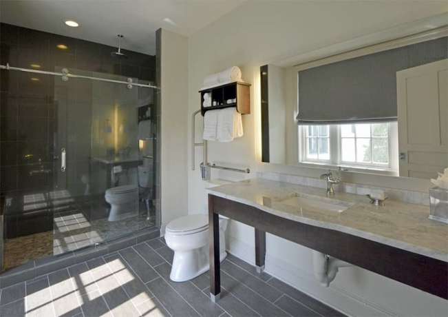 Imagen de la habitación del Hotel White House, Edgewater Park. Foto 7