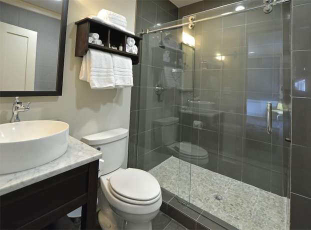 Imagen de la habitación del Hotel White House, Edgewater Park. Foto 14