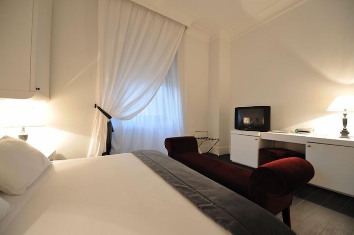 Imagen de la habitación del Hotel White House, Foggia. Foto 3