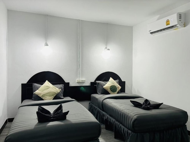 Imagen de la habitación del Hotel White House, Laem Thong. Foto 4