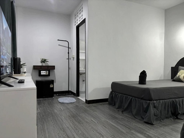 Imagen de la habitación del Hotel White House, Laem Thong. Foto 6
