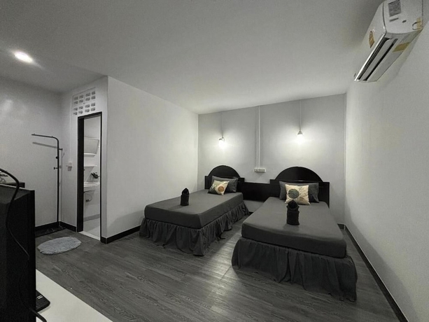Imagen de la habitación del Hotel White House, Laem Thong. Foto 9