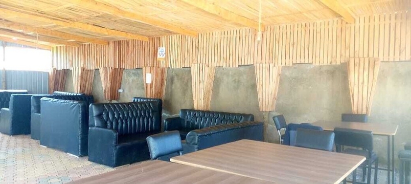 Imagen del bar/restaurante del Hotel White House Lounge and Accommodation. Foto 5