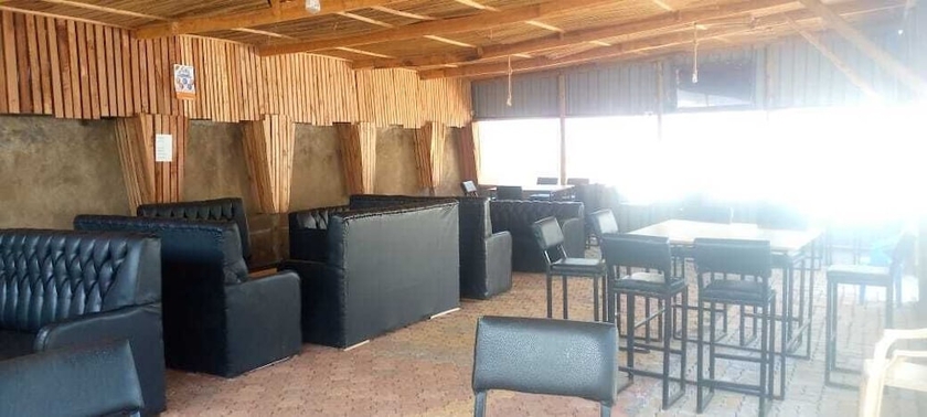 Imagen del bar/restaurante del Hotel White House Lounge and Accommodation. Foto 6