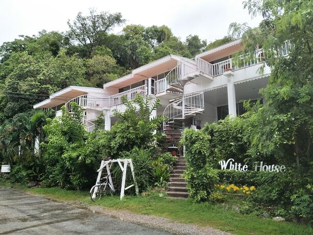 Imagen general del Hotel White House Mountian Beach Resort. Foto 17