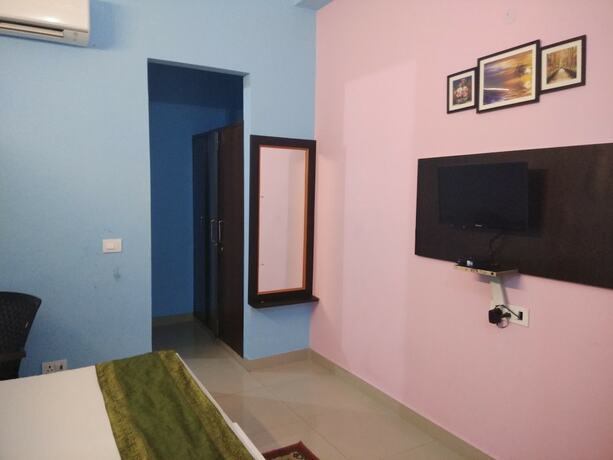 Imagen general del Hotel White House, Noida. Foto 1