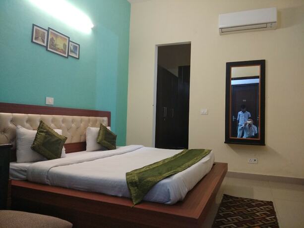 Imagen general del Hotel White House, Noida. Foto 2