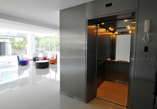 Imagen de los interiores del Hotel White Inn Nongkhai. Foto 6