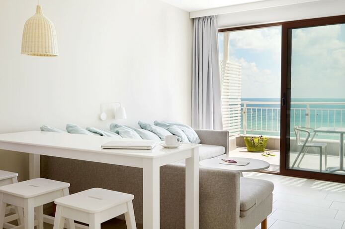 Imagen de la habitación del Hotel White Lagoon All Inclusive. Foto 15