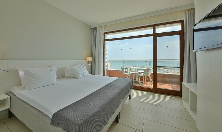Imagen de la habitación del Hotel White Lagoon All Inclusive. Foto 19