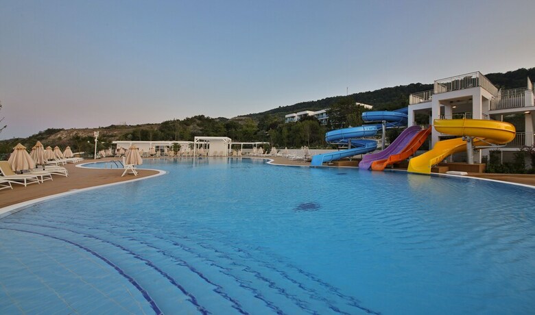Imagen de la piscina del Hotel White Lagoon All Inclusive. Foto 29