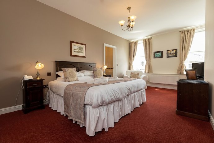 Imagen de la habitación del Hotel White Lion Royal. Foto 3