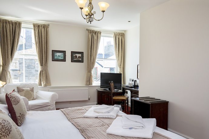 Imagen de la habitación del Hotel White Lion Royal. Foto 16