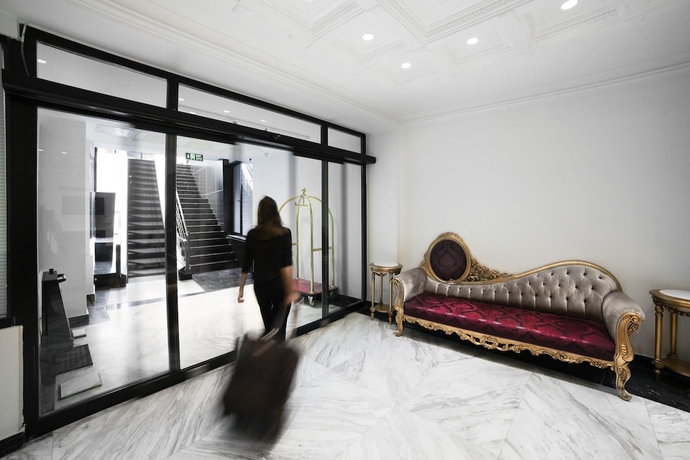 Imagen de los interiores del Hotel White Monarch. Foto 14