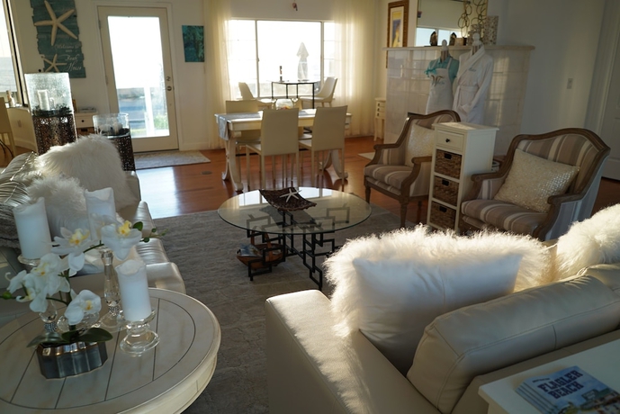 Imagen de los interiores del Hotel White Orchid Inn and Spa. Foto 16
