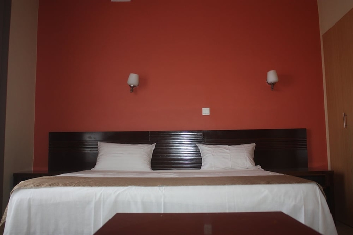 Imagen de la habitación del Hotel White Palace, Antananarivo. Foto 8