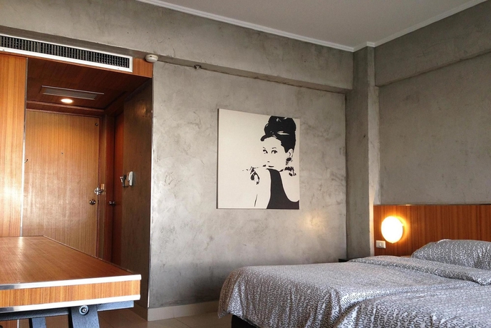 Imagen de la habitación del Hotel White Palace Bangkok. Foto 2