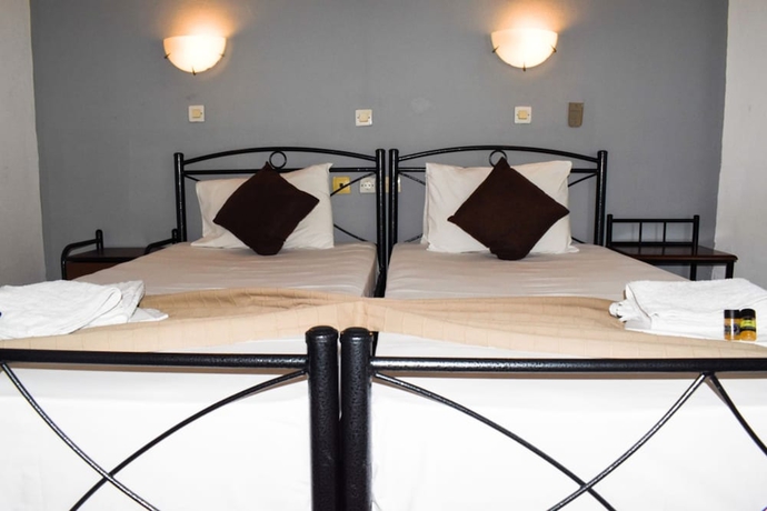 Imagen de la habitación del Hotel White Palace Studios. Foto 3