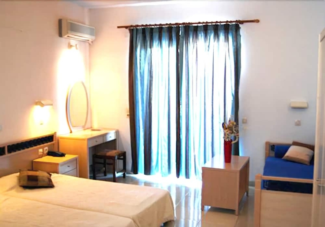 Imagen de la habitación del Hotel White Palace Studios. Foto 6