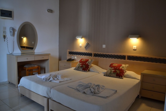 Imagen de la habitación del Hotel White Palace Studios. Foto 7