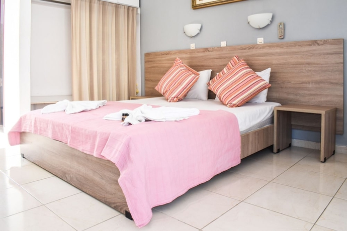 Imagen de la habitación del Hotel White Palace Studios. Foto 17