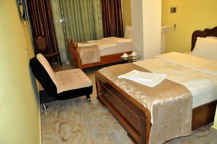 Imagen de la habitación del Hotel White Palace, Tbilisi. Foto 3