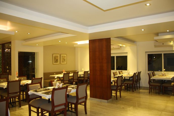 Imagen general del Hotel White Parrot. Foto 1