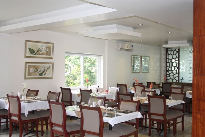 Imagen general del Hotel White Parrot. Foto 6