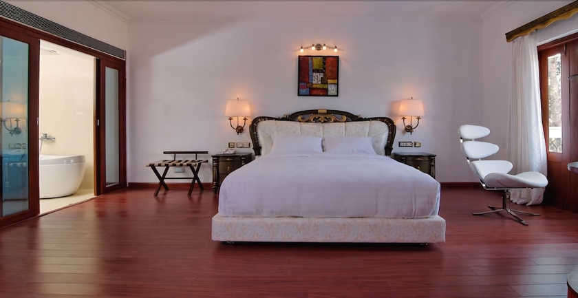 Imagen de la habitación del Hotel White Pearl Suites. Foto 8