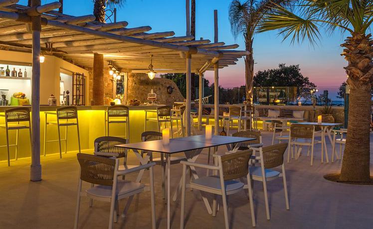 Imagen general del Hotel White Pearls Luxury Suites - Adults Only. Foto 3