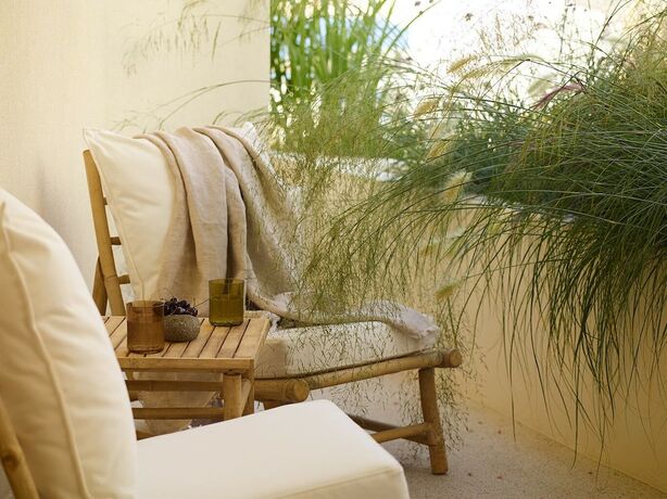 Imagen general del Hotel White Pebble Suites. Foto 2